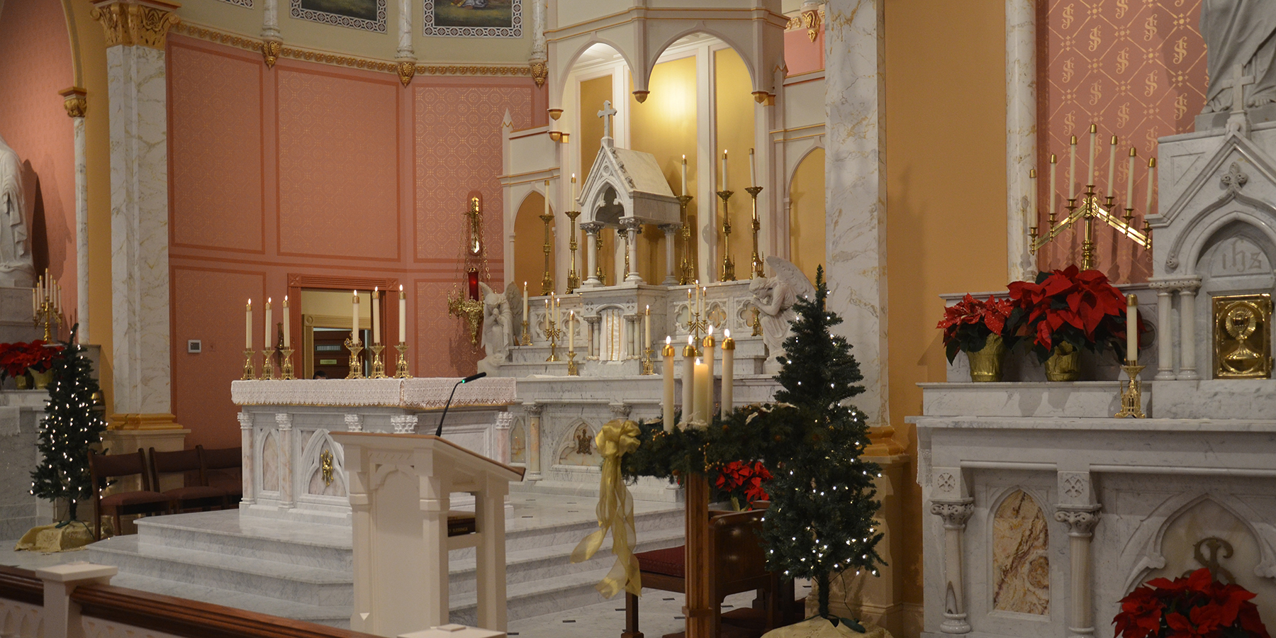 The sanctuary of St. Francis decorated for Christmas